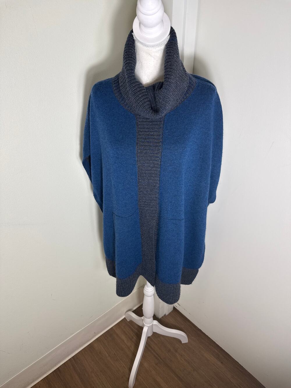 Kinross Blue and Gray 100% Cashmere Poncho One Size